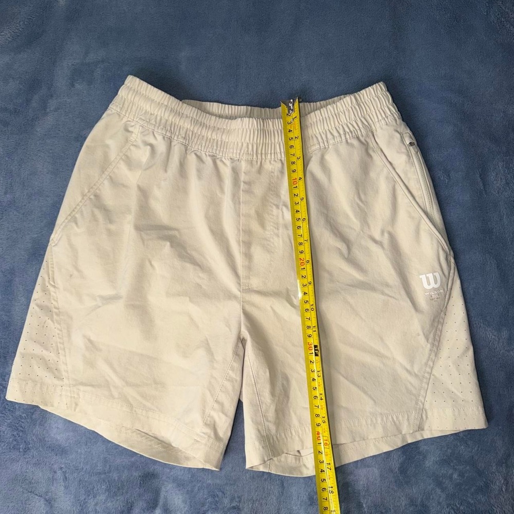 Wilson Sport cream & tan shorts - Picture 2 of 5
